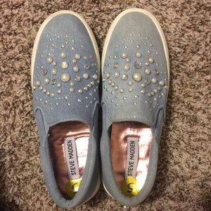 Steve Madden slip ons size 5 NWOT